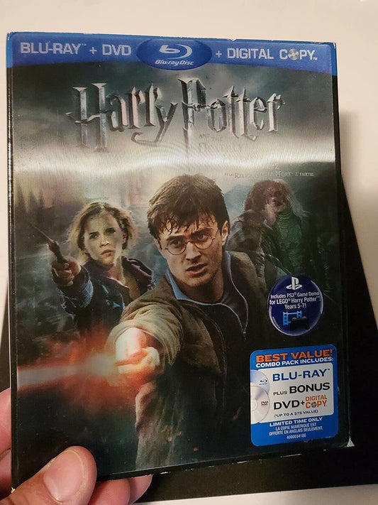 Harry Potter and the Deathly Hallows Part II (Blu-ray+DVD+Digital Copy Combo Pack) [Blu-ray]