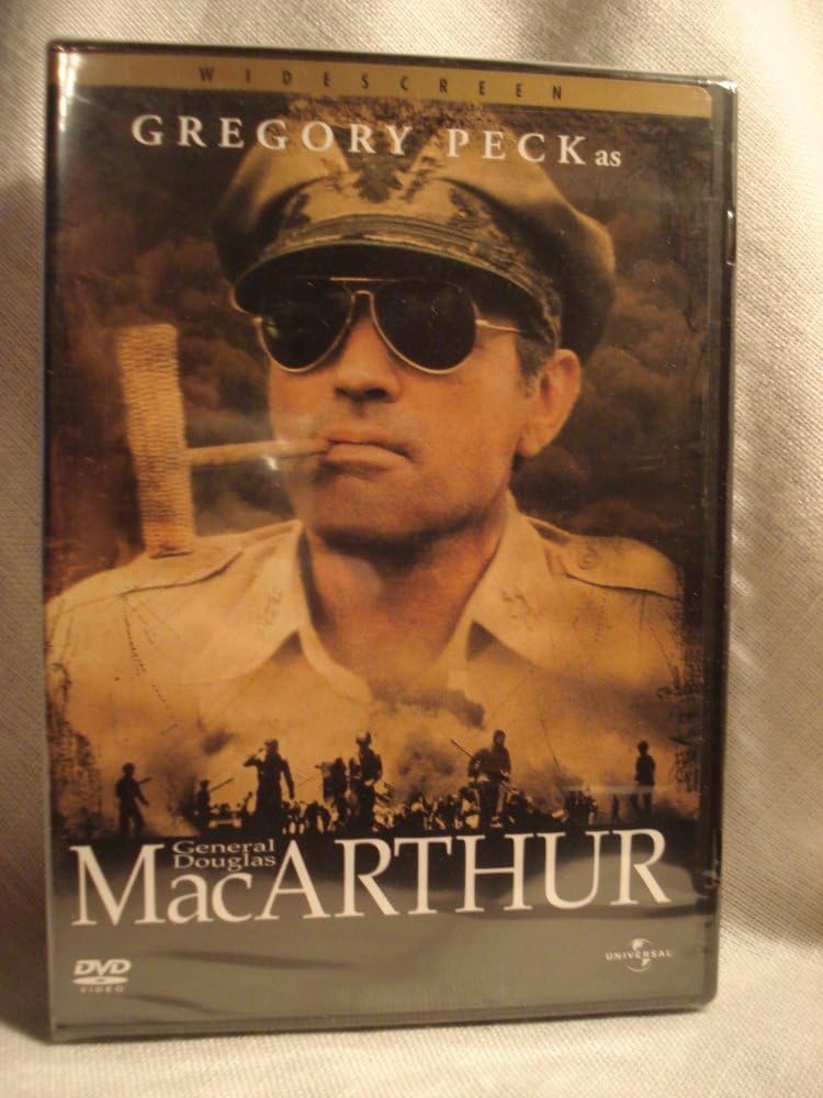 MacArthur (Widescreen) [DVD]