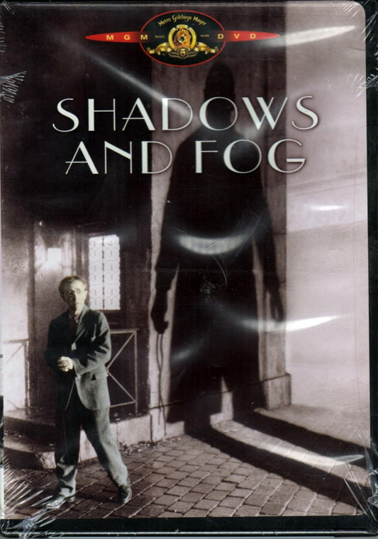 Shadows and Fog / Ombres et Brouillard (bilingual) Woody Allen; Mia Farrow; Michael Kirby