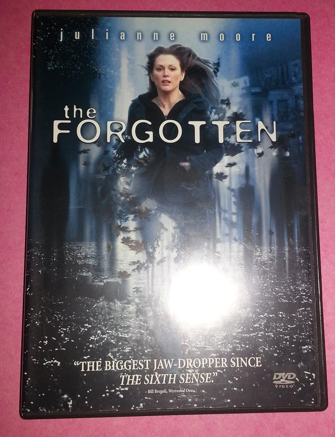 The Forgotten (Bilingual) [DVD]